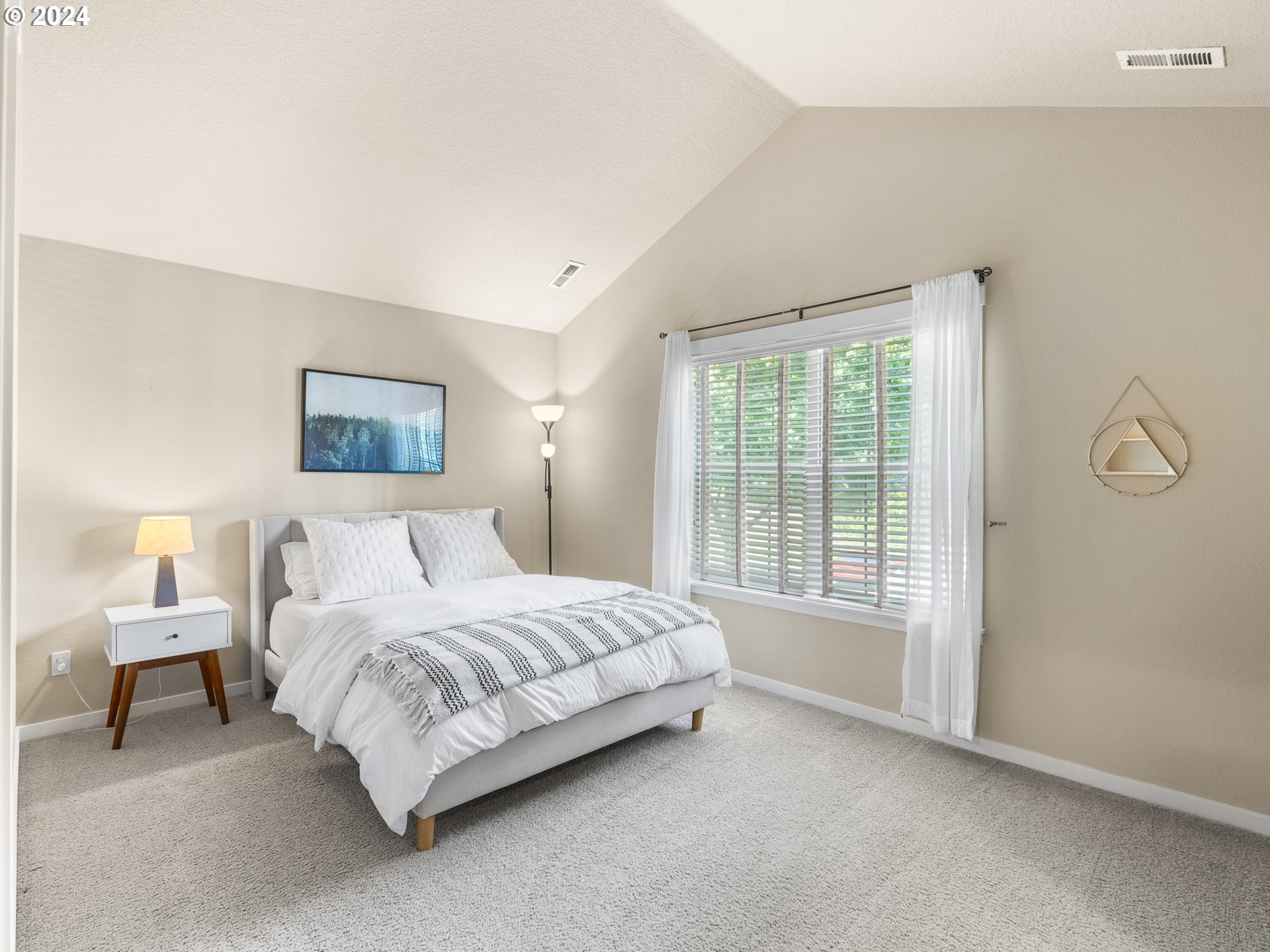 8938 Southwest Taylors Ferry Road Portland, OR 97223 - Photo 20 of 36 Bedroom
