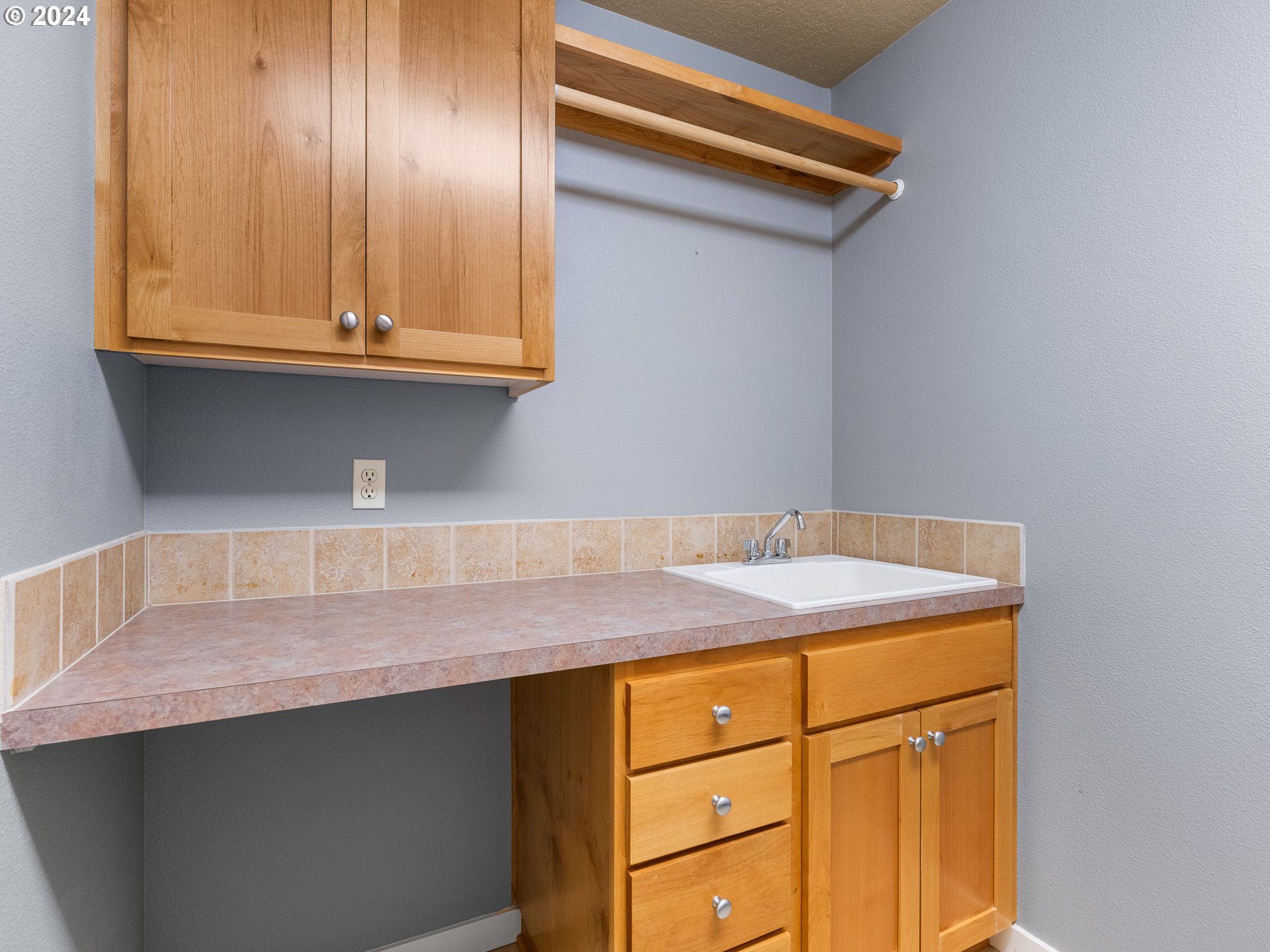 8938 Southwest Taylors Ferry Road Portland, OR 97223 - Photo 27 of 36 Laundry