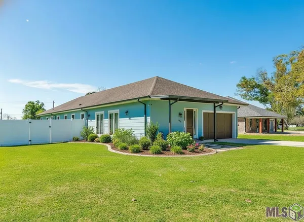 $430,000 | 1705 Bayou Black Drive, Houma, LA 70360