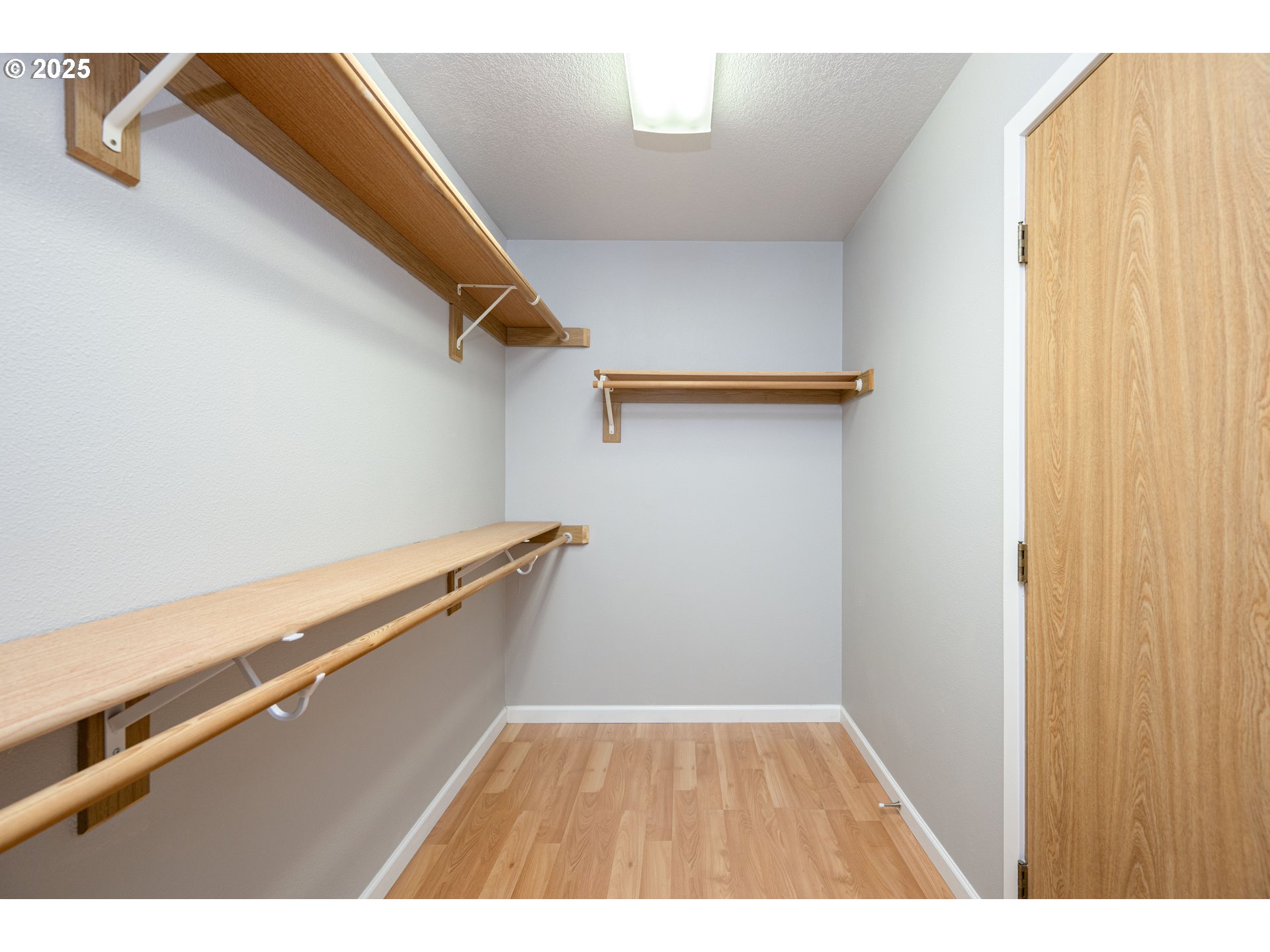 9132 Southeast Clinton Street Portland, OR 97266 - Photo 30 of 36