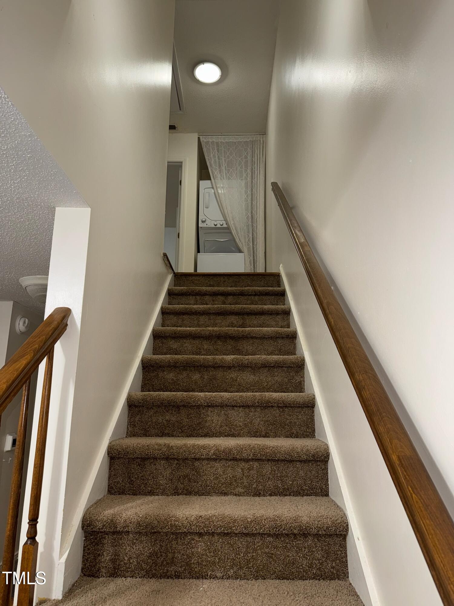 888 Cedar Fork Trail, Unit A Chapel Hill, NC 27514 - Photo 3 of 6 a view of entryway