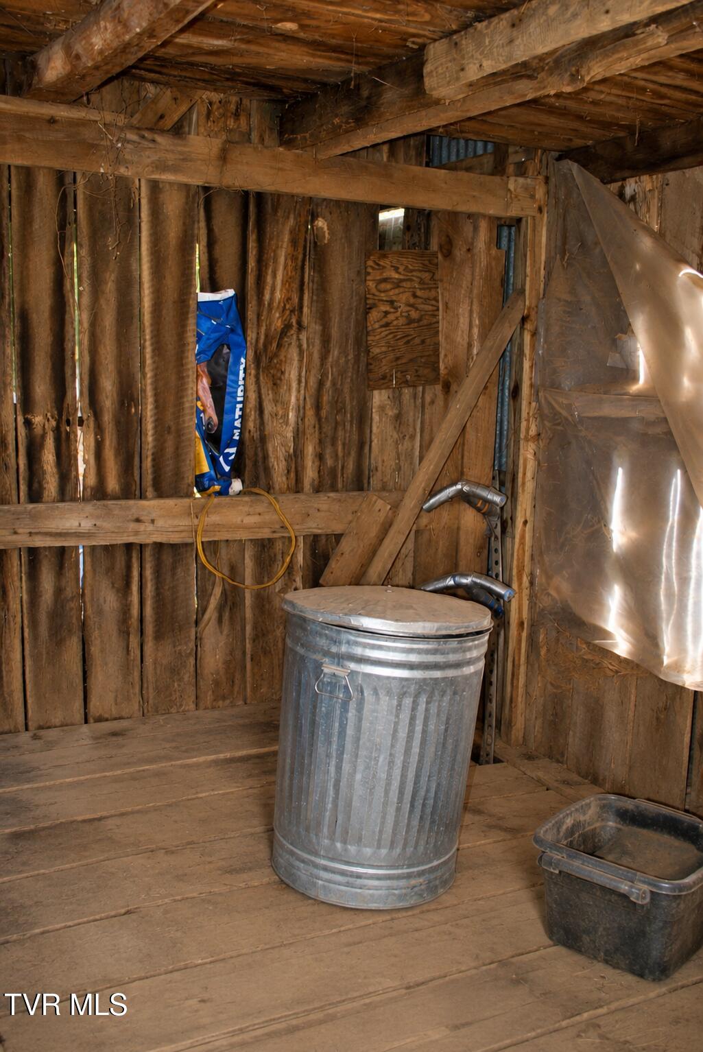 710 Colvert Road Mosheim, TN 37818 - Photo 37 of 57 Tack Room