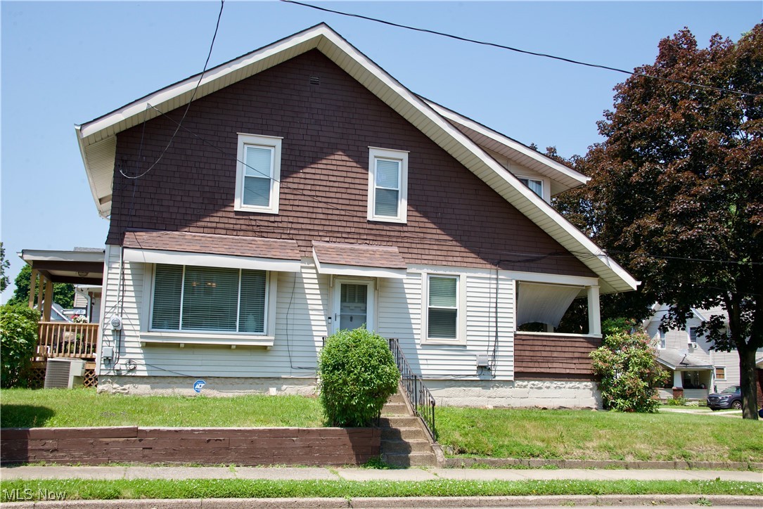 904 Chalker Street Akron, OH 44310 - Photo 2 of 28 Gallery Image 2
