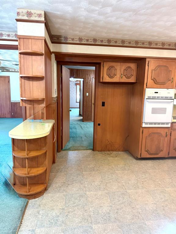 1537 Burns City Road Gainesville, TX 76240 - Photo 16 of 27 a view of an outdoor space and a window