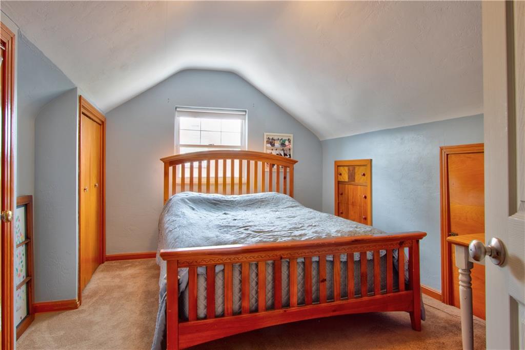 2076 Borland Road Pittsburgh, PA 15243 - Photo 14 of 24 Upper level bedroom with built-in dresser, closets, newer carpeting and under-eave storage areas