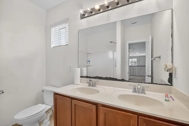 a view of a house with a back yard