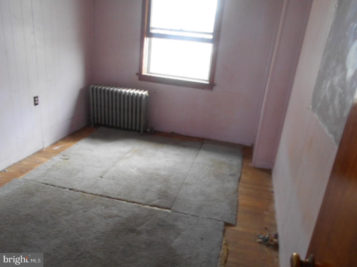 16 Spring Garden Street Riverside, NJ 08075 - Photo 7 of 9
