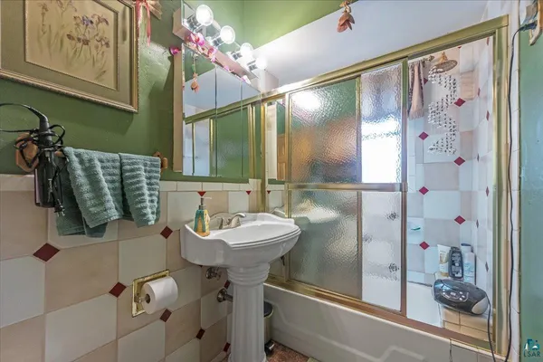 $175,000 | 1824 Ohio Avenue, Superior, WI 54880