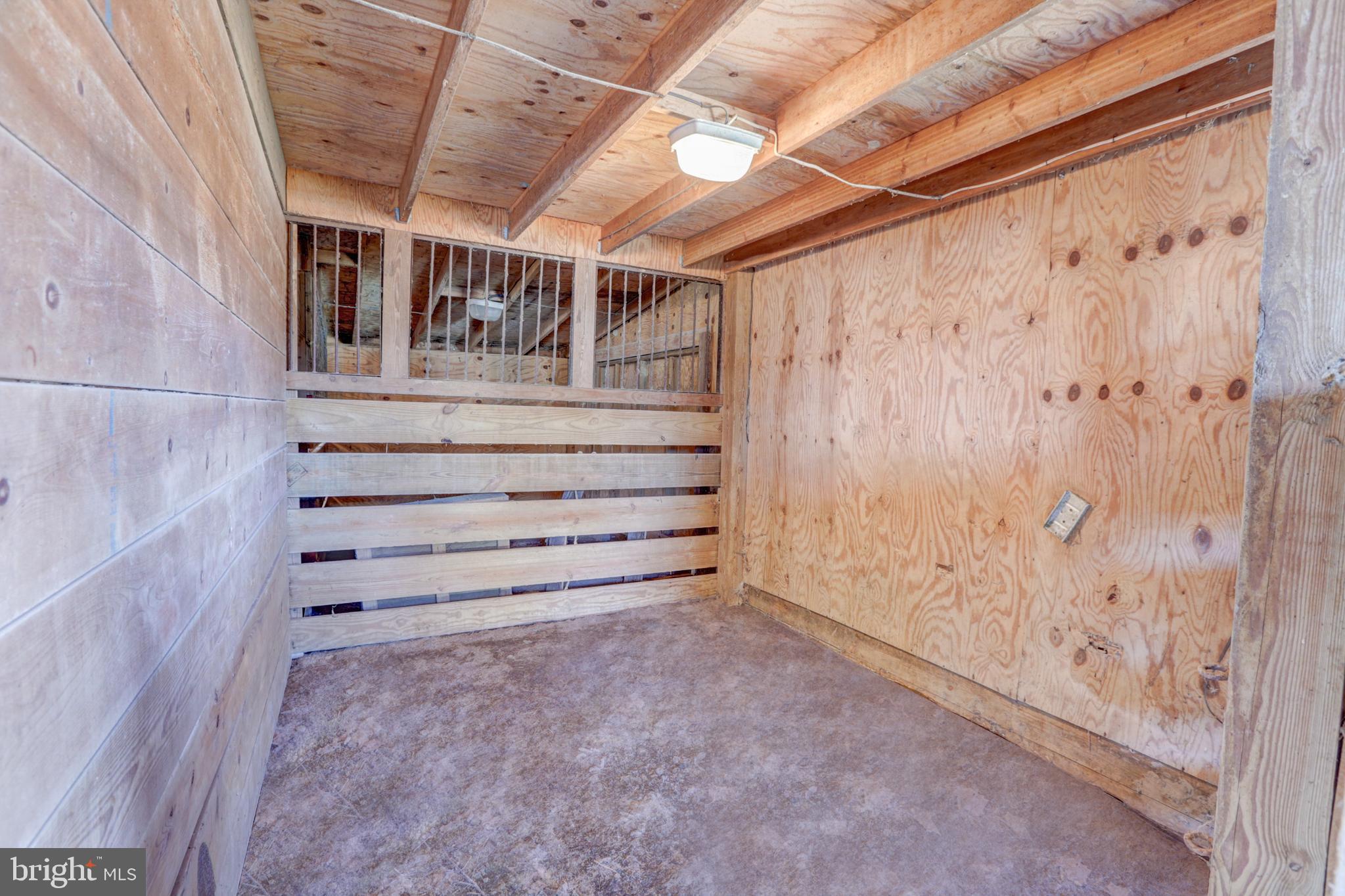 246 Union Church Road Townsend, DE 19734 - Photo 18 of 79 Barn Interior