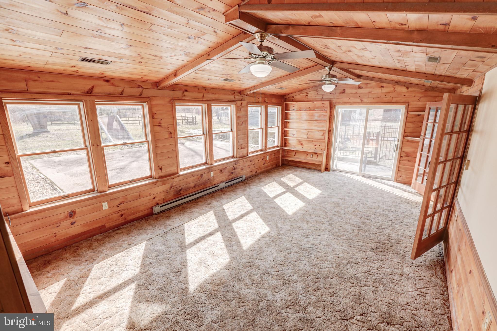 246 Union Church Road Townsend, DE 19734 - Photo 31 of 79 Sun Room