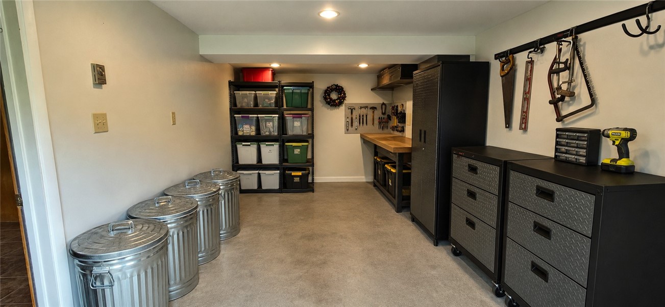 435 Squire Hill Road Roxbury, NY 12474 - Photo 27 of 29 garage/workshop virtually uncluttered