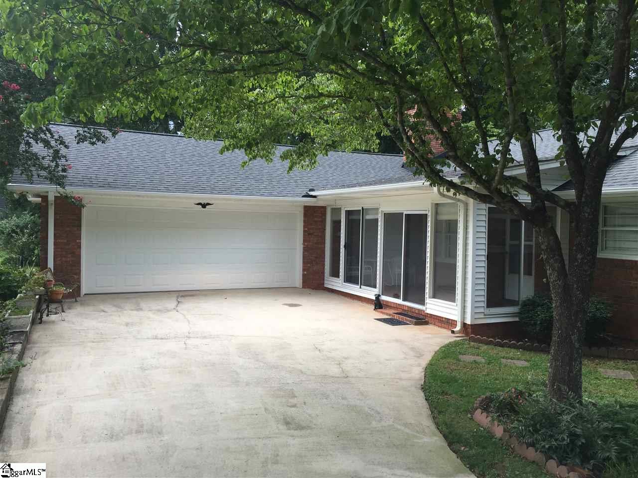 218 Blue Ridge Drive Travelers Rest, SC 29690 - Photo 17 of 31 Gallery Image 17