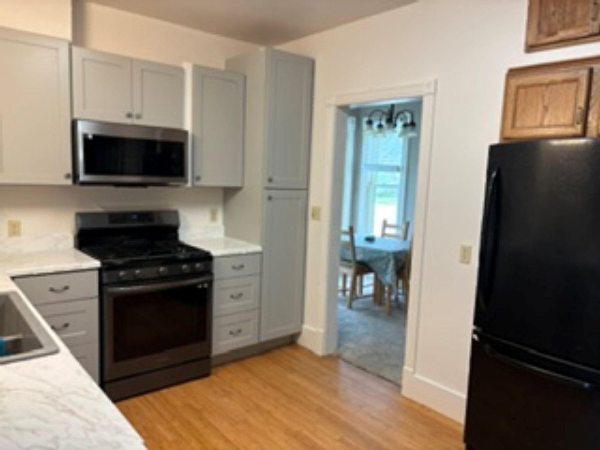 619 Division Street Mukwonago, WI 53149 - Photo 12 of 47 Kitchen4