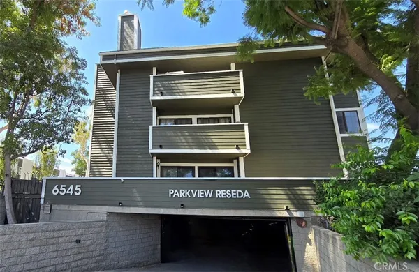 $385,000 | 6545 Reseda Boulevard, Unit 3, Reseda, CA 91335