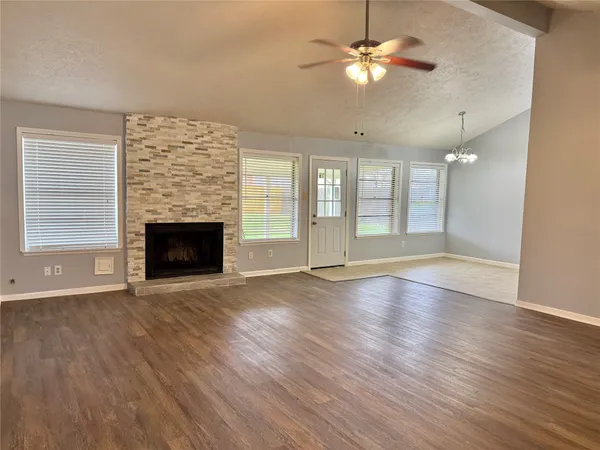 $2,000 | 3007 Wagon Trail Drive, Sugar Land, TX 77479