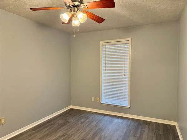 $2,000 | 3007 Wagon Trail Drive, Sugar Land, TX 77479