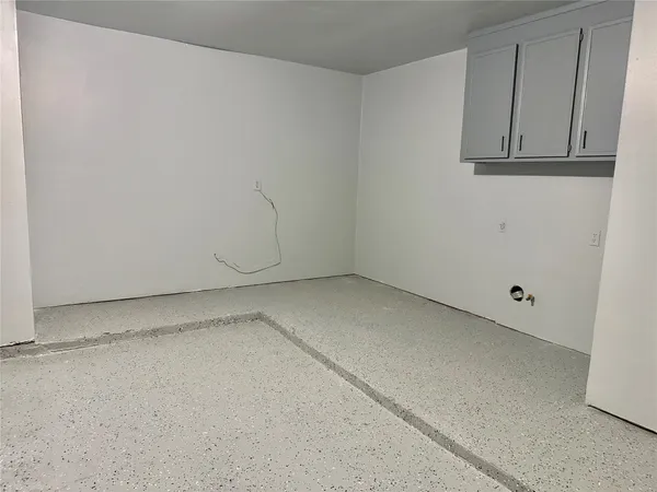 $2,000 | 3007 Wagon Trail Drive, Sugar Land, TX 77479