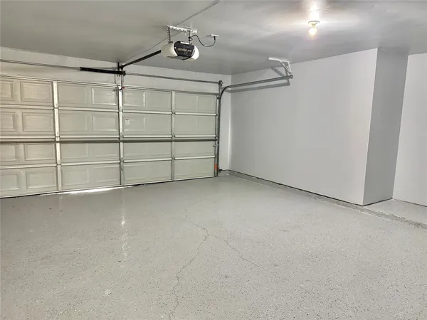 $2,000 | 3007 Wagon Trail Drive, Sugar Land, TX 77479