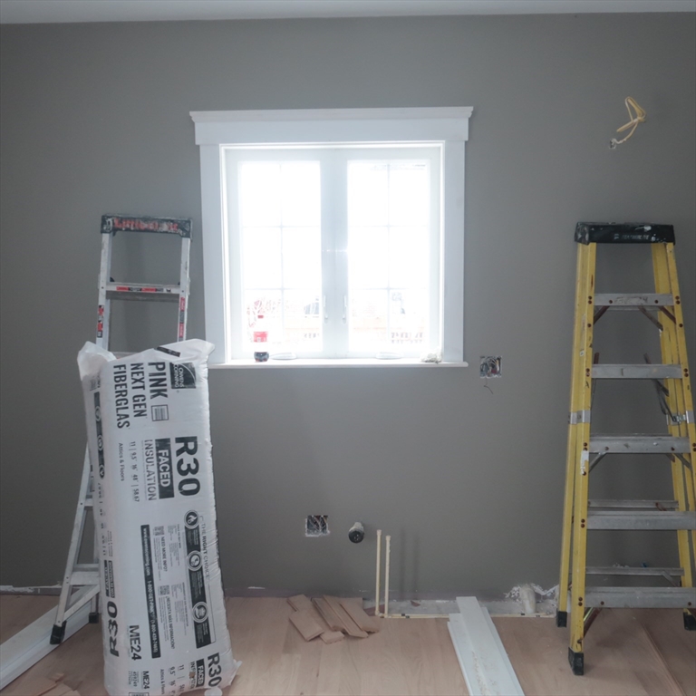 32 Newhall Street, Unit 2 Saugus, MA 01906 - Photo 24 of 25