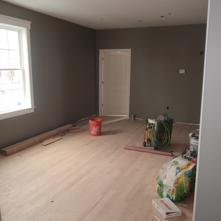 32 Newhall Street, Unit 2 Saugus, MA 01906 - Photo 10 of 25