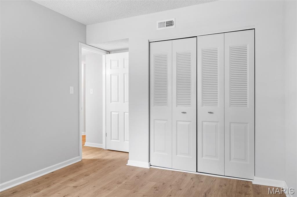 8929 Cardinal Terrace St. Louis, MO 63144 - Photo 14 of 43