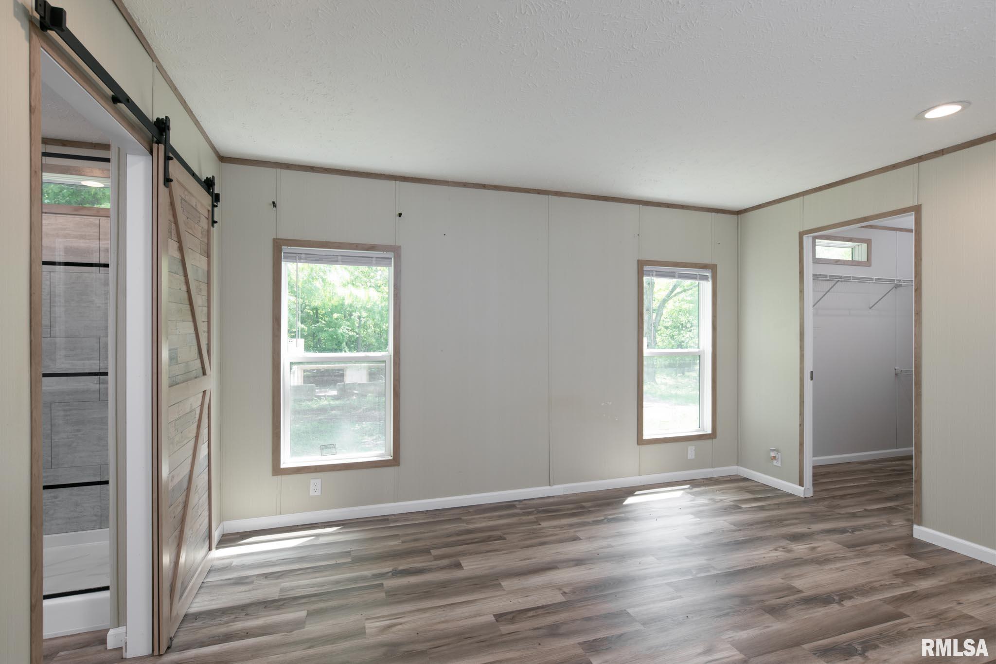 9049 Grassy Road Marion, IL 62959 - Photo 10 of 28