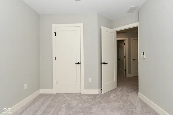 $194,000 | 2422 North Capitol Avenue, Indianapolis, IN 46208