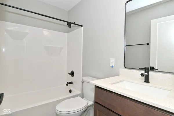 $194,000 | 2422 North Capitol Avenue, Indianapolis, IN 46208