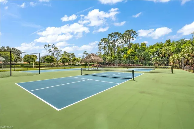 a view of a tennis court