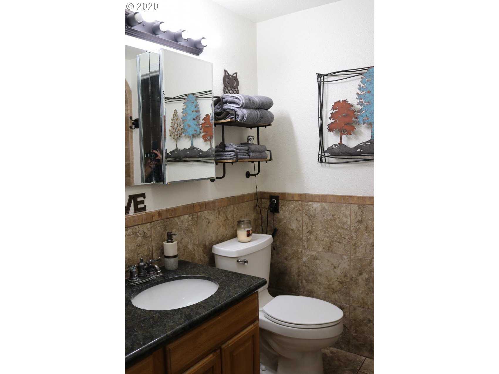 1050 T Street Springfield, OR 97477 - Photo 15 of 25