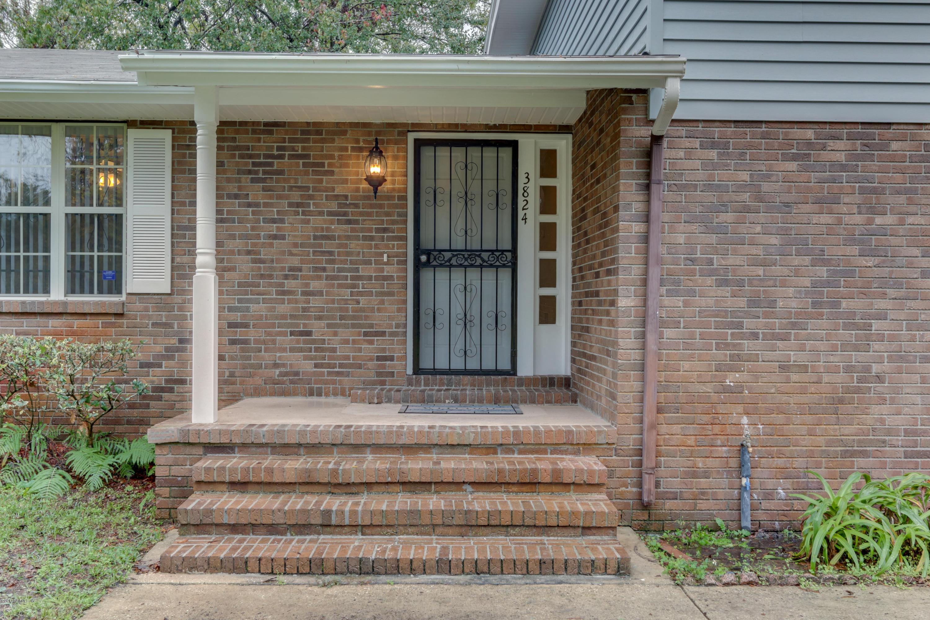 3824 Ernjo Road Jacksonville, FL 32209 - Photo 3 of 28 Entry