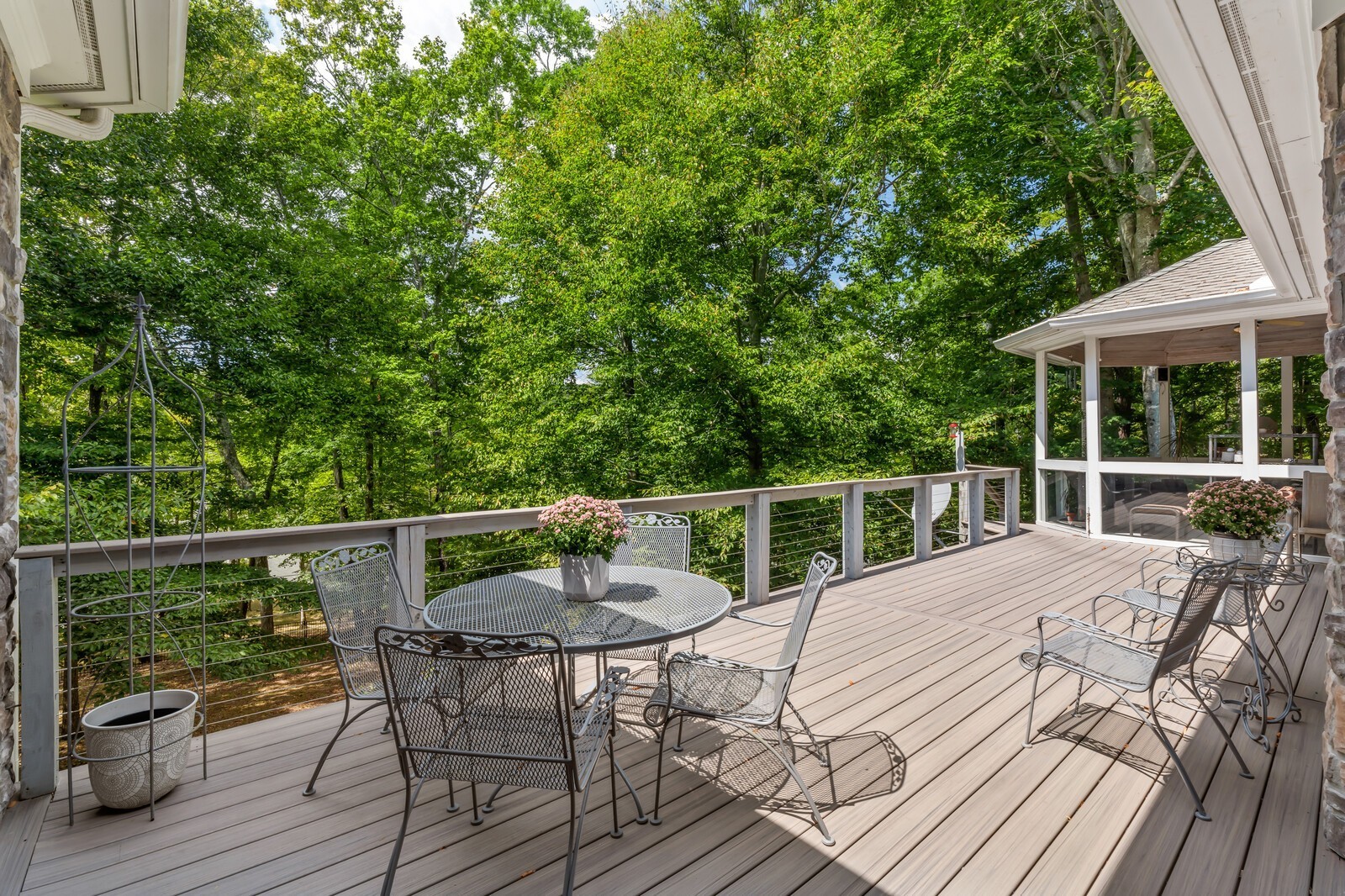 415 Cooksey Batson Road Charlotte, TN 37036 - Photo 23 of 60 a view of house with deck and yard
