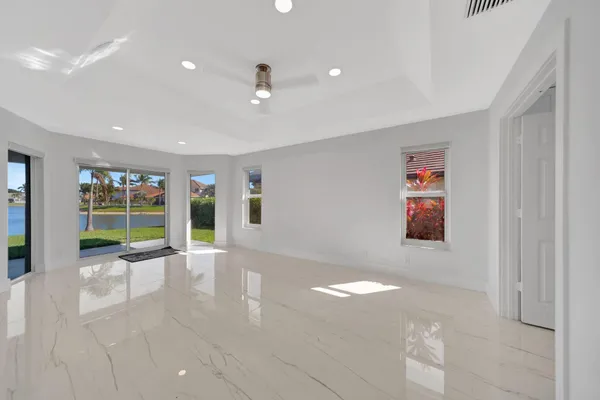 $6,000 | 22357 Collington Drive, Unit 22357, Boca Raton, FL 33428