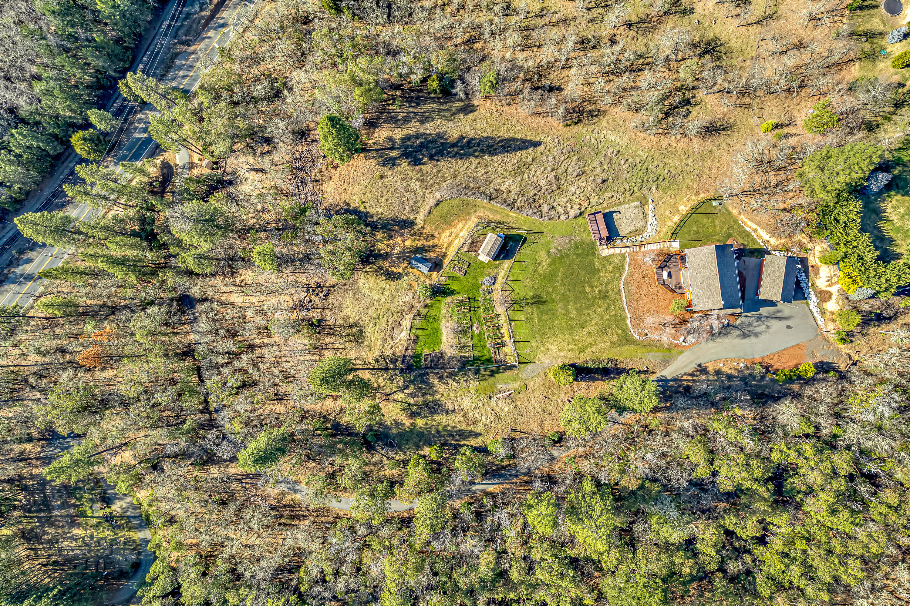 1427 Three Pines Road Grants Pass, OR 97526 - Photo 71 of 73 DJI_0263