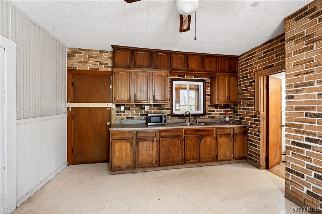 70 Reservation Street Buffalo, NY 14207 - Photo 15 of 33