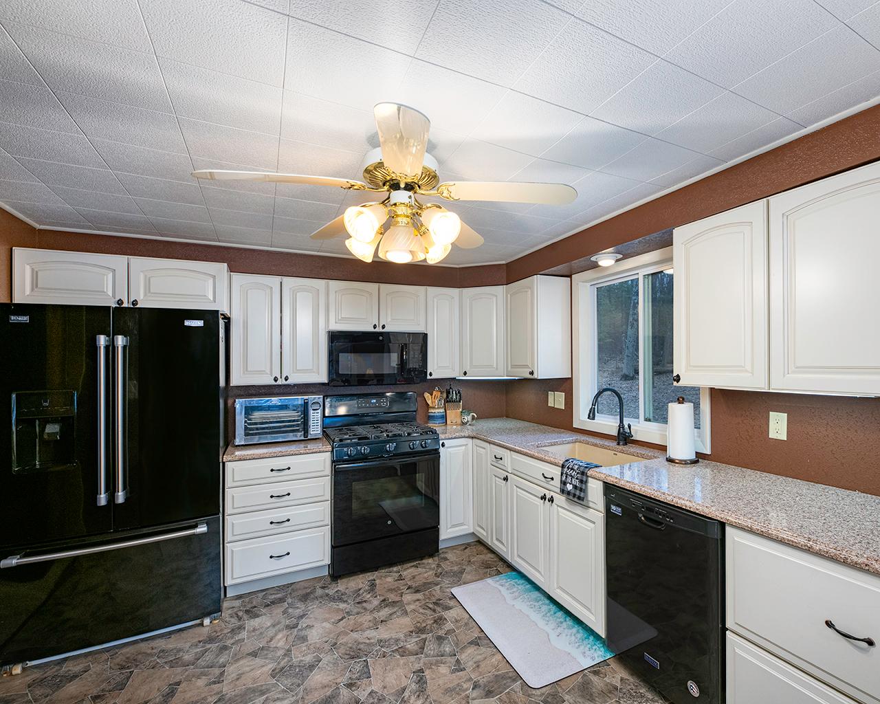 11457 Reinert Road Woodruff, WI 54568 - Photo 9 of 30 Gallery Image 9