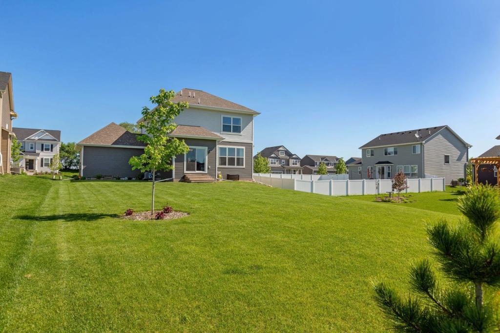 1425 Copper Hills Drive Carver, MN 55315 - Photo 31 of 33