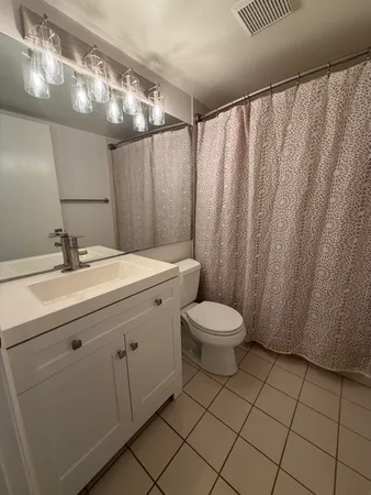 $2,200 | 13811 Oneida Drive, Unit H2, Delray Beach, FL 33446