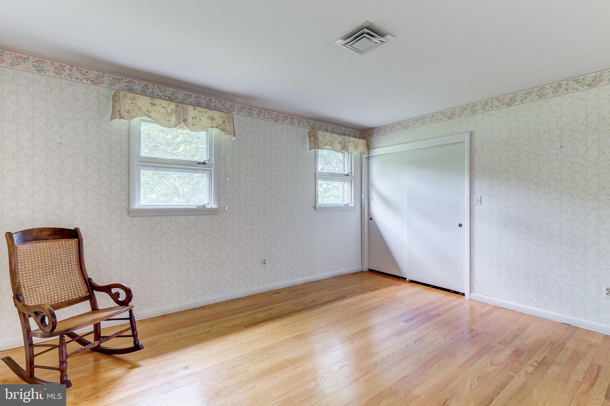 1211 Doves Cove Road Baltimore, MD 21286 - Photo 29 of 43 Bedroom Three w/hdwd floor, large closet