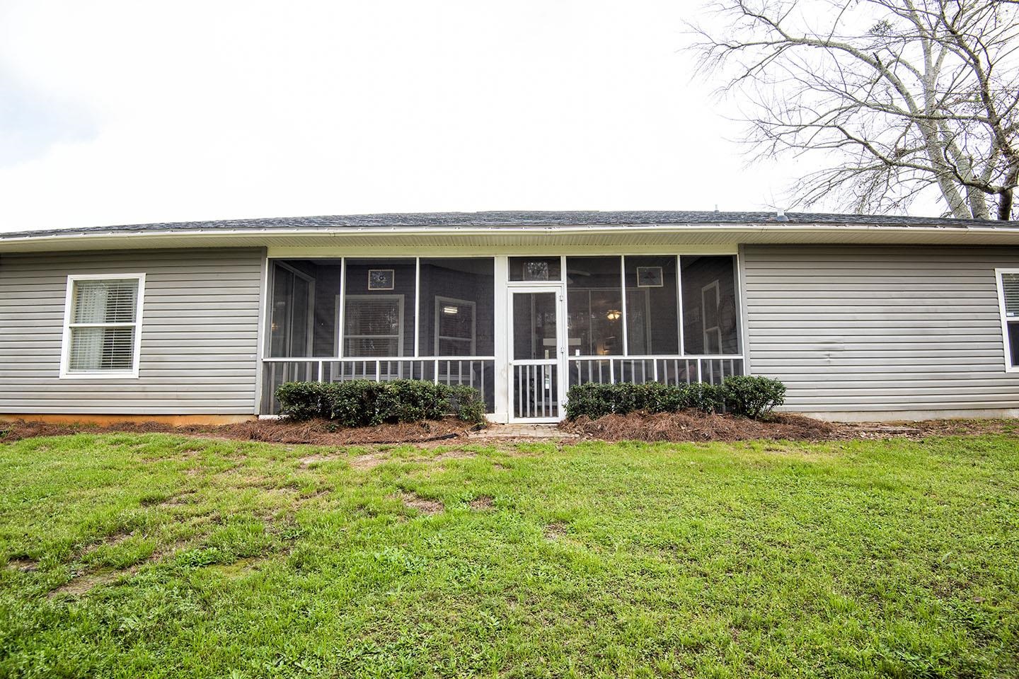 1920 South Bay Street Foley, AL 36535 - Photo 3 of 18