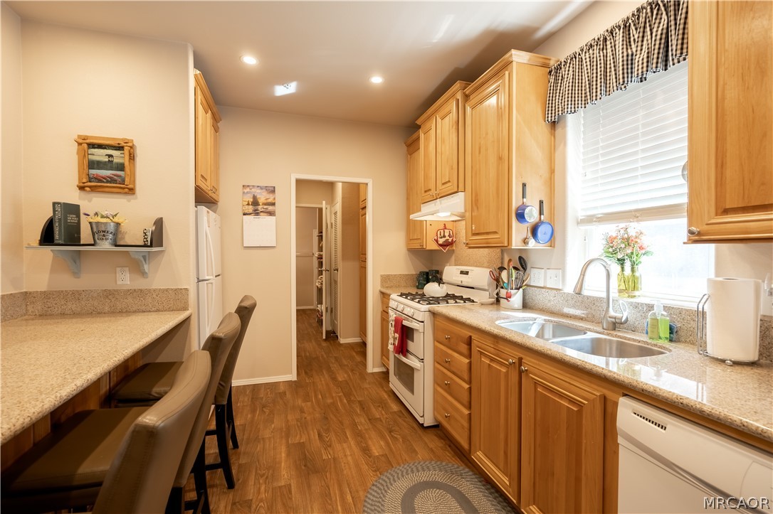 775 Riverside Avenue Sugarloaf, CA 92386 - Photo 17 of 35 Gallery Image 17