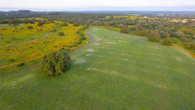 $5,980,000 | Undisclosed Address, Hye, TX 78635