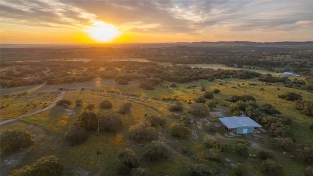 $5,980,000 | Undisclosed Address, Hye, TX 78635