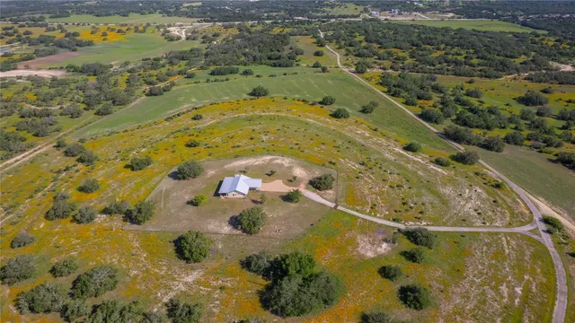 $5,980,000 | Undisclosed Address, Hye, TX 78635
