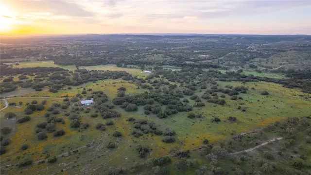 $5,980,000 | Undisclosed Address, Hye, TX 78635
