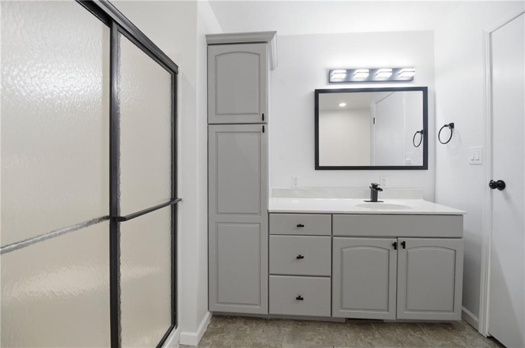 407 1st Street Uniontown, PA 15401 - Photo 13 of 41