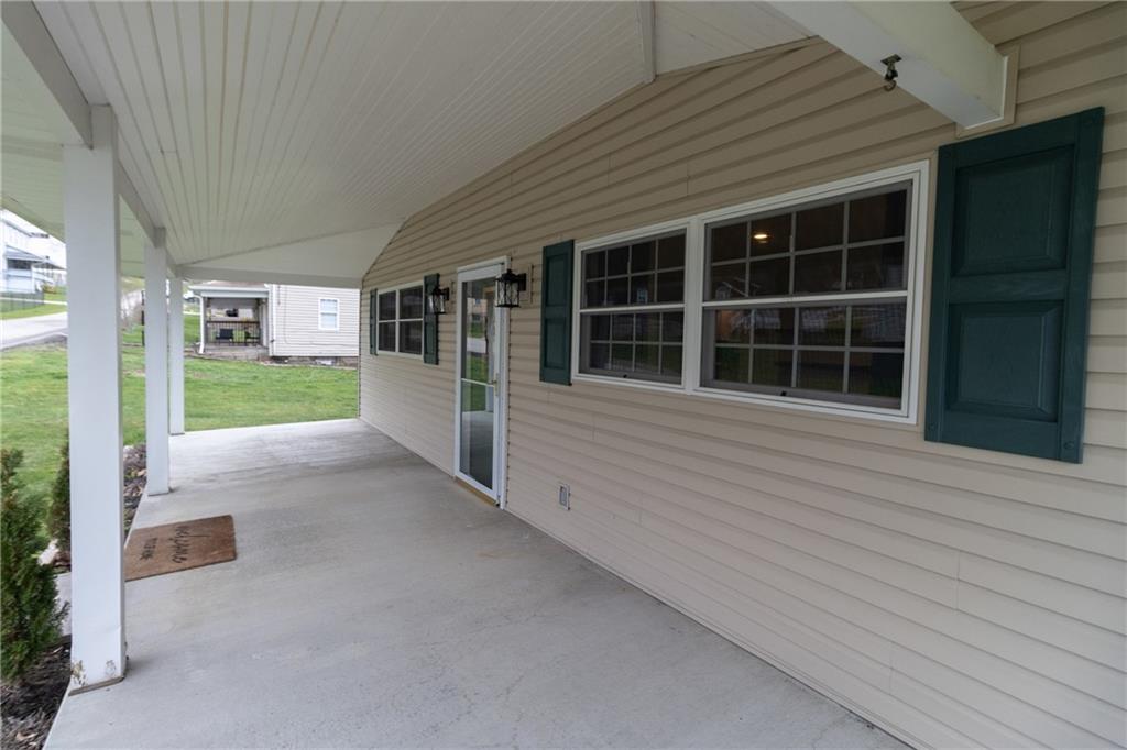 407 1st Street Uniontown, PA 15401 - Photo 33 of 41