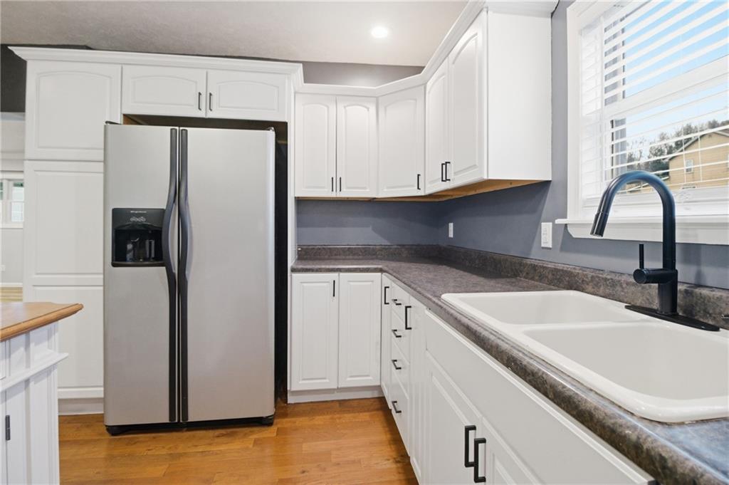 407 1st Street Uniontown, PA 15401 - Photo 10 of 41