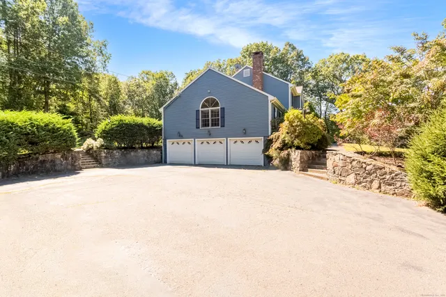 a house view with a outdoor space