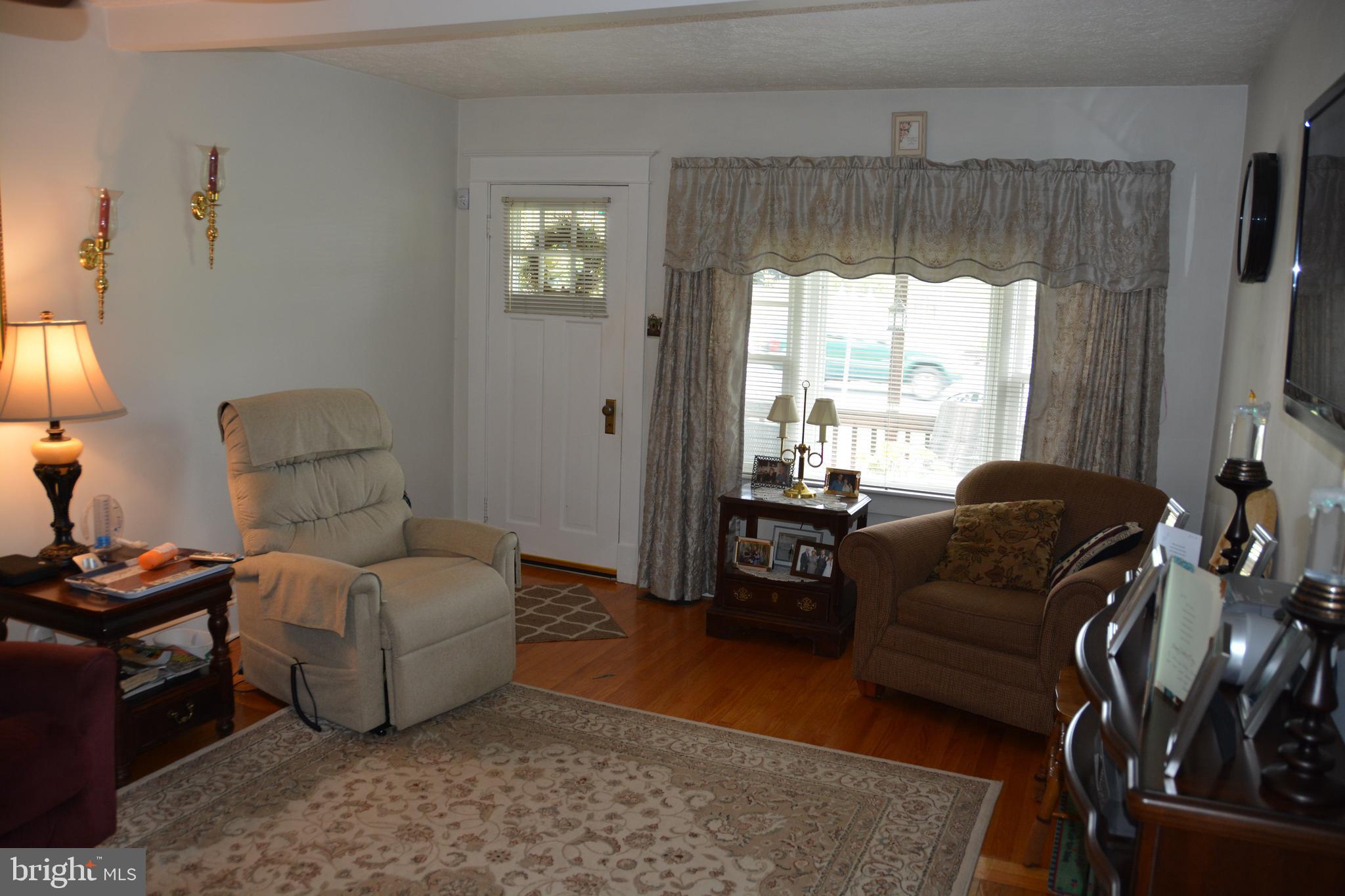 759 Round Hill Road Winchester, VA 22602 - Photo 3 of 70 Plenty of natural light.